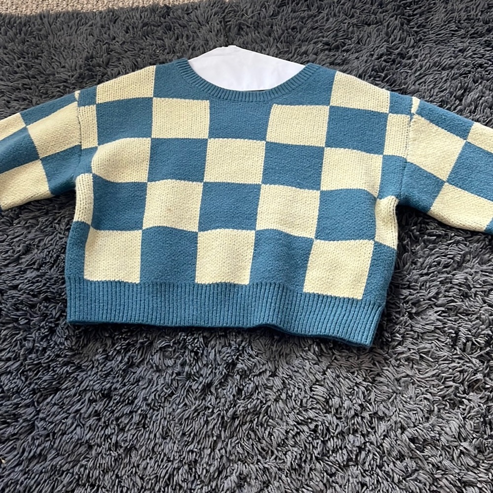 Super warm sweater perfect for fall